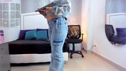 Snapshot of _peach1_ chatting on March 2026 10:15:02 AM peach1 online show from March 2026 10:15:02 AM