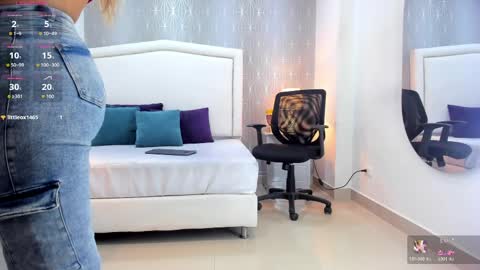 Snapshot of _peach1_ chatting on April 2026 01:38:01 PM peach1 online show from April 2026 01:38:01 PM