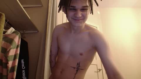 Snapshot of _peachtree_ chatting on December 2025 08:04:02 PM Willie online show from December 2025 08:04:02 PM