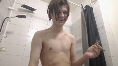 Snapshot of _peachtree_ chatting on February 2026 03:26:02 AM Willie online show from February 2026 03:26:02 AM