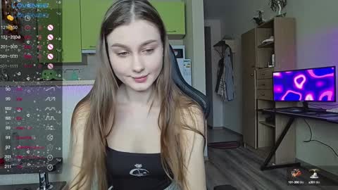 Snapshot of _pinkypie__ chatting on December 2024 10:34:02 AM Lili online show from December 2024 10:34:02 AM