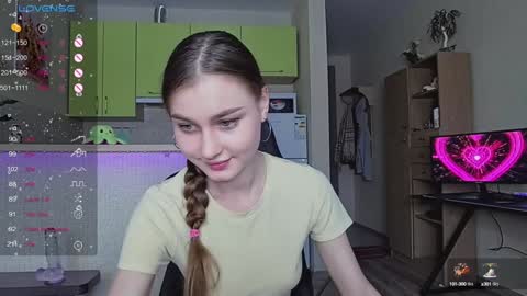 Snapshot of _pinkypie__ chatting on December 2024 10:39:02 AM Lili online show from December 2024 10:39:02 AM