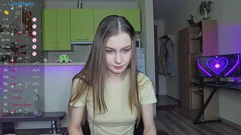 Snapshot of _pinkypie__ chatting on December 2024 10:50:02 AM Lili online show from December 2024 10:50:02 AM