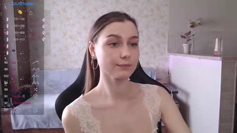 Snapshot of _pinkypie__ chatting on March 2025 10:52:01 AM Lili online show from March 2025 10:52:01 AM