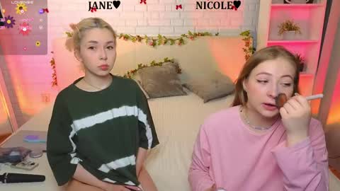 Snapshot of _ramune_ chatting on April 2026 08:06:01 PM Merlizz Eva Jane Mila Nicole left to right online show from April 2026 08:06:01 PM