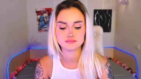 Snapshot of _ravena chatting on October 2025 02:14:01 PM _ravena online show from October 2025 02:14:01 PM