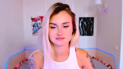 Snapshot of _ravena chatting on October 2025 12:03:01 PM _ravena online show from October 2025 12:03:01 PM