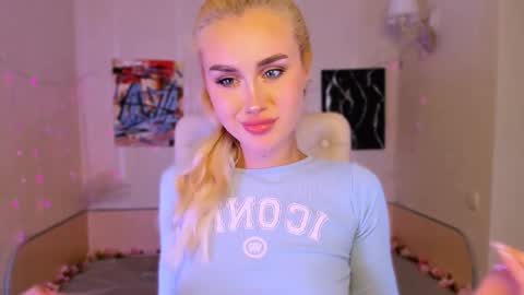 Snapshot of _ravena chatting on November 2025 01:45:01 PM _ravena online show from November 2025 01:45:01 PM