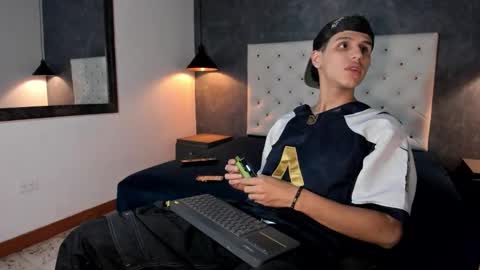 wav online show from December 2025 06:41:02 AM