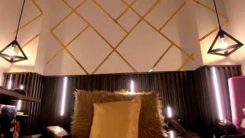 rebecca online show from April 2026 01:27:01 AM