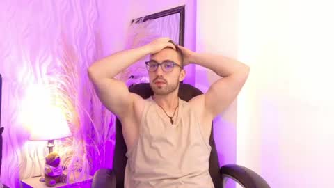 Snapshot of _ryan__1 chatting on April 2026 12:28:02 PM Ryan online show from April 2026 12:28:02 PM