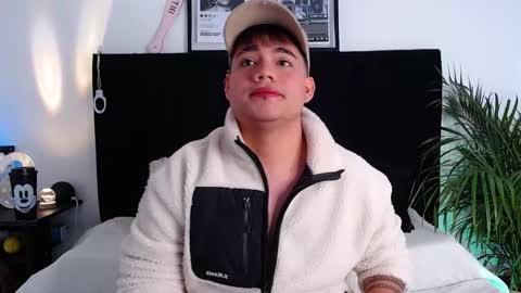 Snapshot of _sam25_ chatting on November 2025 07:05:02 PM Sam online show from November 2025 07:05:02 PM