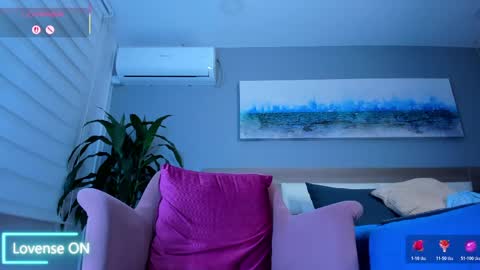 _samantagomez online show from April 2026 08:09:02 PM