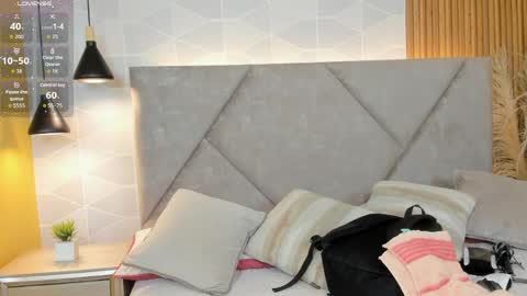 Antonella  online show from April 2026 12:31:01 PM