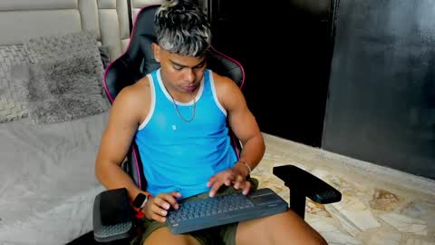 _sammy_ice online show from January 2025 01:31:02 AM