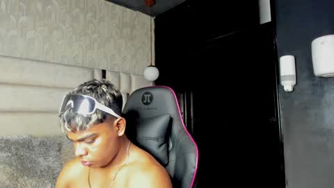 _sammy_ice online show from January 2025 05:40:02 AM