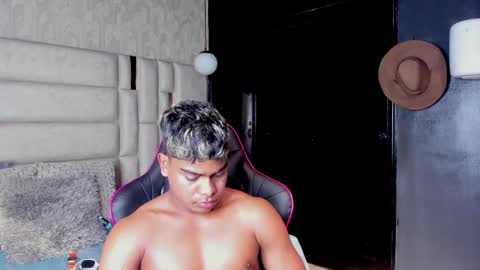 _sammy_ice online show from February 2025 01:14:02 PM