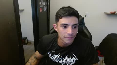 Snapshot of _schnnneider_ chatting on May 2026 10:16:01 PM SCHNEIDER online show from May 2026 10:16:01 PM
