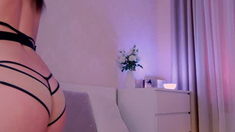 Alya online show from February 2025 10:08:02 PM