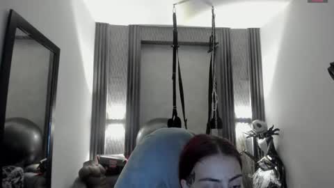 Selene online show from November 2025 04:34:02 PM