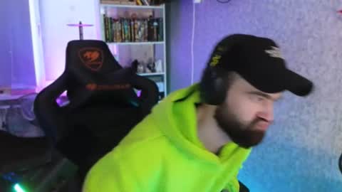 Ask me online show from October 2025 03:09:01 PM