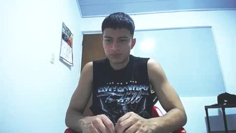 Juan Pablo-independent model online show from October 2025 01:26:02 AM
