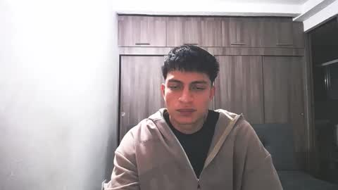 Juan Pablo-independent model online show from March 2026 02:48:01 AM