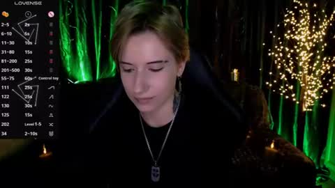 Snapshot of _shadow_devil__ chatting on June 2026 04:55:01 PM Alex online show from June 2026 04:55:01 PM