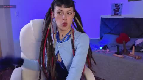 _sharlotte777 online show from February 2026 02:13:02 PM