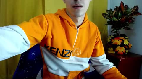 _skyleer_ online show from November 2025 11:26:01 PM