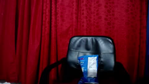 _skyleer_ online show from January 2026 11:43:02 PM