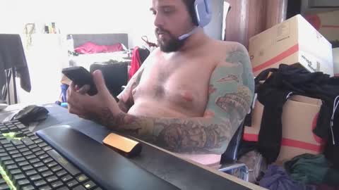 _smiley_bear27 online show from December 2025 04:20:03 AM