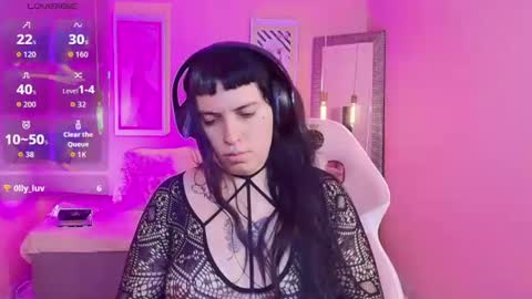 Snapshot of _sofia_smith1 chatting on July 2026 01:33:01 AM Sofia online show from July 2026 01:33:01 AM