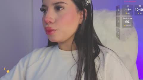 Snapshot of _sofiaa__ chatting on December 2025 03:50:02 PM online show from December 2025 03:50:02 PM