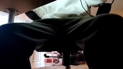 _spicymike_ online show from December 2024 09:06:02 AM