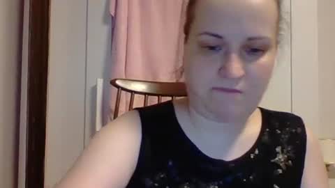 Melisa online show from March 2025 07:06:02 PM