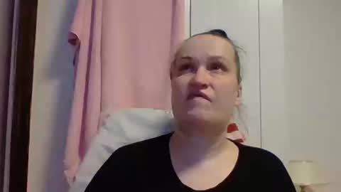 Melisa online show from March 2025 06:05:02 PM