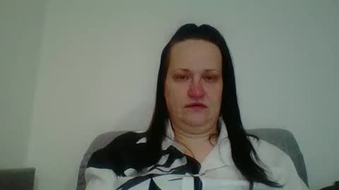 Melisa online show from November 2025 07:19:02 AM