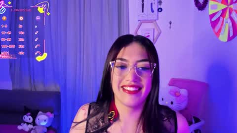 Snapshot of _strawberrycream chatting on September 2025 01:49:01 AM Angela online show from September 2025 01:49:01 AM