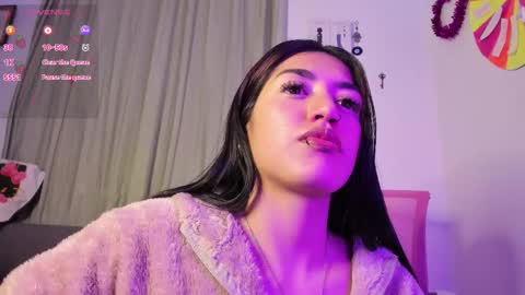 Snapshot of _strawberrycream chatting on September 2025 02:59:02 AM Angela online show from September 2025 02:59:02 AM