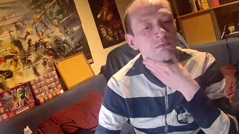 _svenerd_____ online show from May 2026 11:00:01 PM