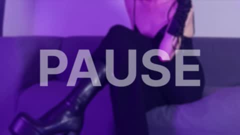 Snapshot of _swaa chatting on October 2025 02:11:01 AM Ann online show from October 2025 02:11:01 AM