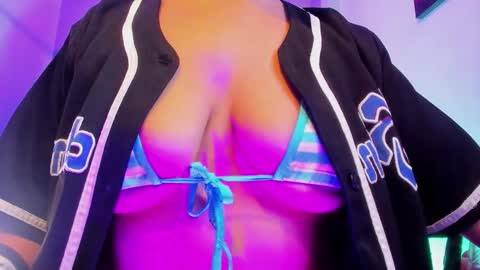 Kuromi online show from December 2025 05:36:02 AM