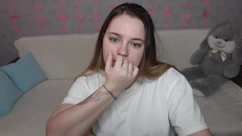 Lana online show from February 2025 07:04:02 AM