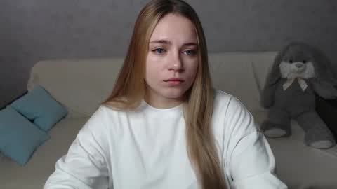 Lana online show from October 2025 08:57:01 AM