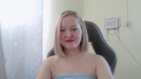 _sweet_smile_ online show from September 2025 10:27:01 AM