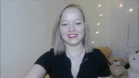 _sweet_smile_ online show from October 2025 08:00:02 PM