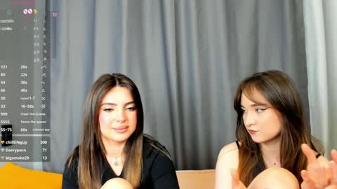 Snapshot of _teona_ann_for_you_ chatting on January 2025 08:52:01 AM Teona and Annred hair online show from January 2025 08:52:01 AM