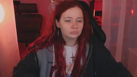 Snapshot of _that_witch_ chatting on April 2026 05:27:02 AM MIRA online show from April 2026 05:27:02 AM