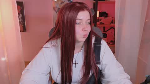 Snapshot of _that_witch_ chatting on May 2026 06:31:02 AM MIRA online show from May 2026 06:31:02 AM